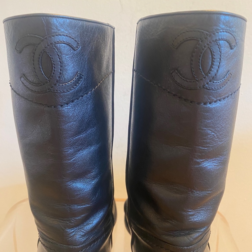 CHANEL
Interlocking CC Logo Leather Moto Boots - Picture 7 of 11